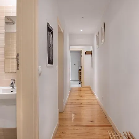Lejlighed Altido Elegant Central 2-Br Apartment In Chiado *